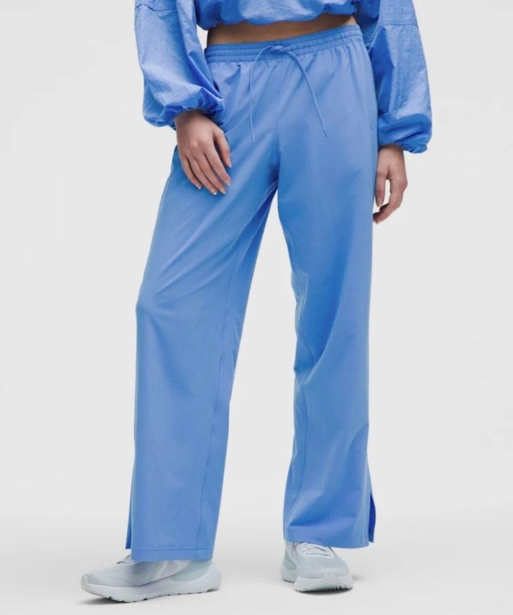 NWT Lululemon Court Rival Wide-Leg Track Pant *Regular in Pool Party Size 10